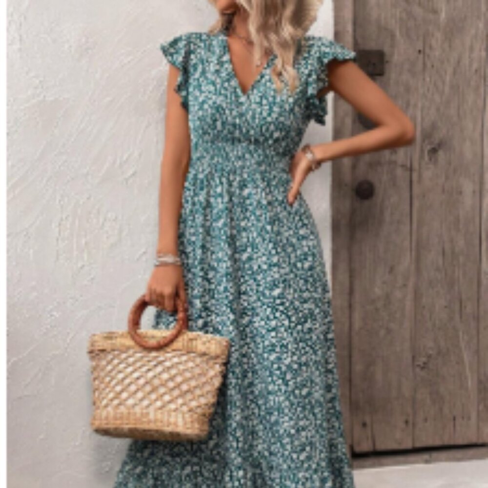 SHEIN LUNE Floral Print V-Neck Ruffle Hem Dress